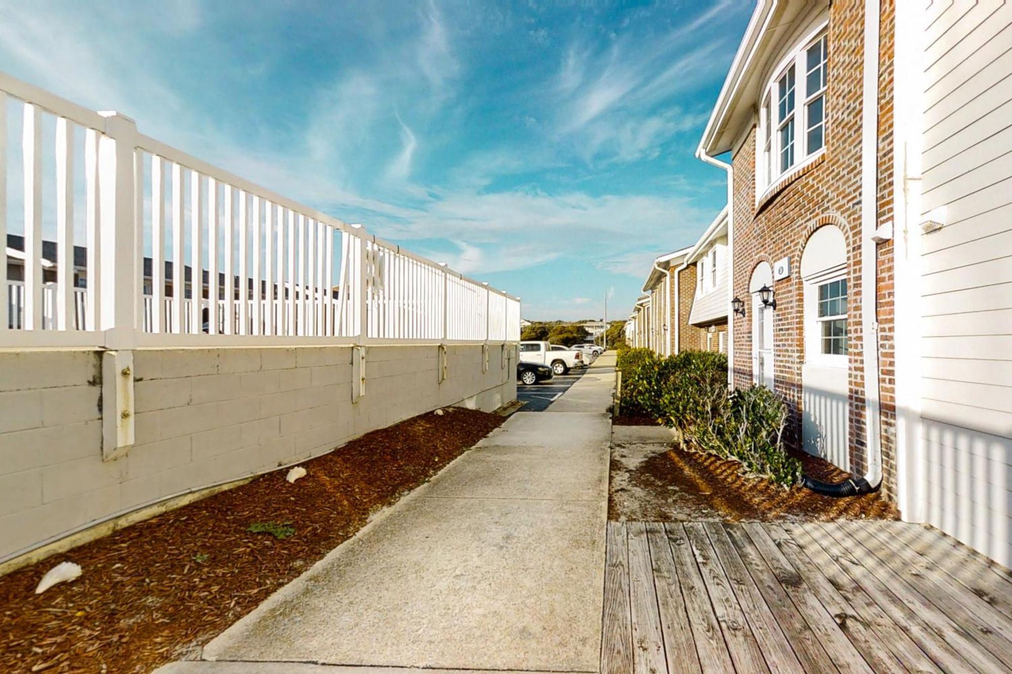 Pine Knoll Townes Apartment Pine Knoll Shores Room photo